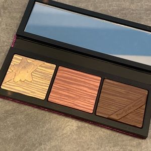 NEW Mac cosmetics highlight and contour palette